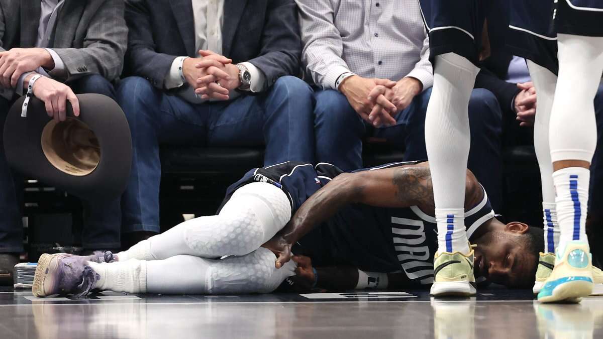 Mavericks star Kyrie Irving out for season with torn ACL in left knee: Report