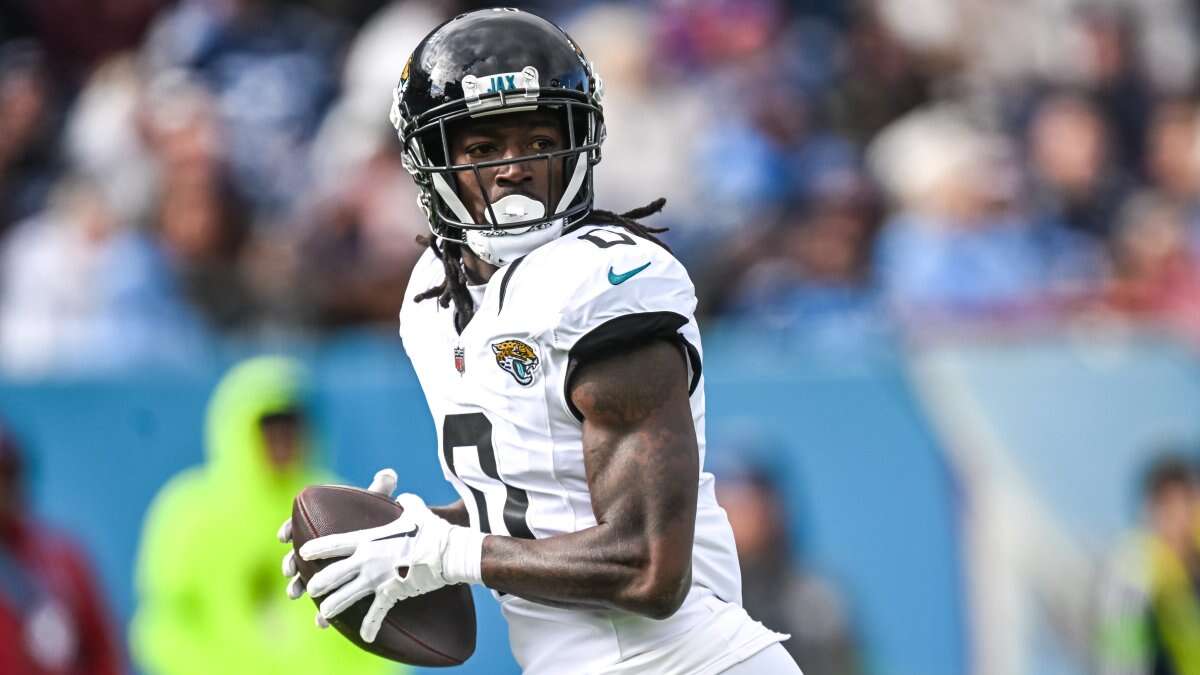 WR Calvin Ridley leaving Jaguars to join AFC South rival, reports say