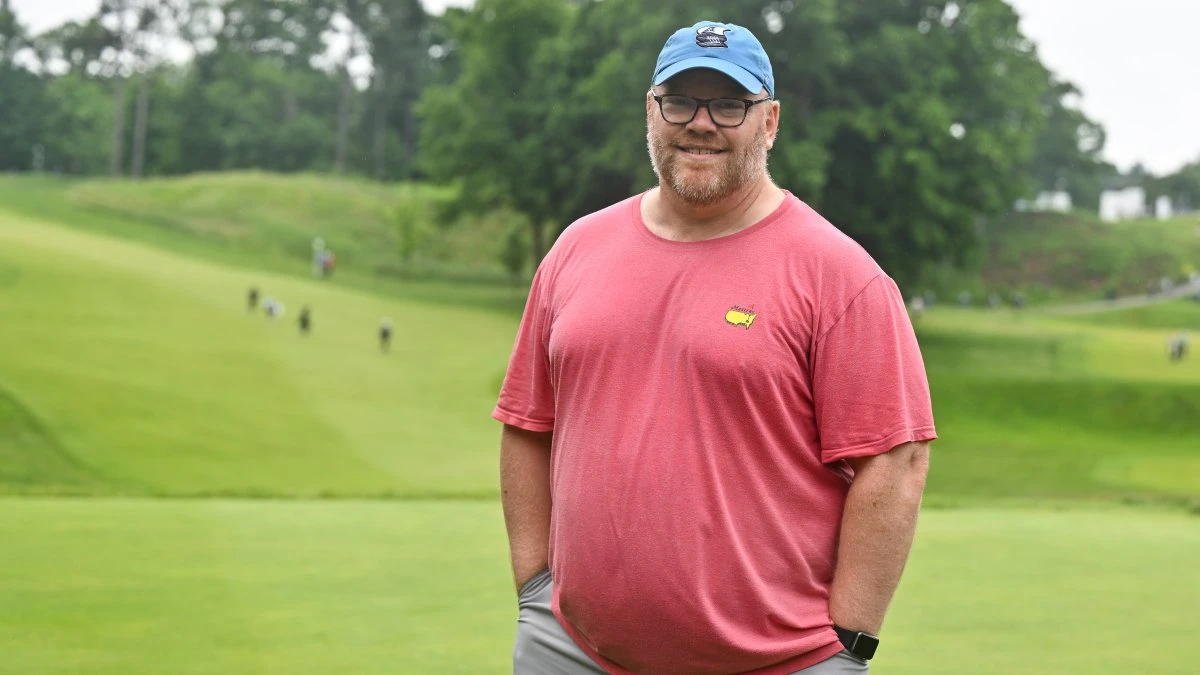 Watch a local fan step in as an unexpected caddie for a golfer at PGA event
