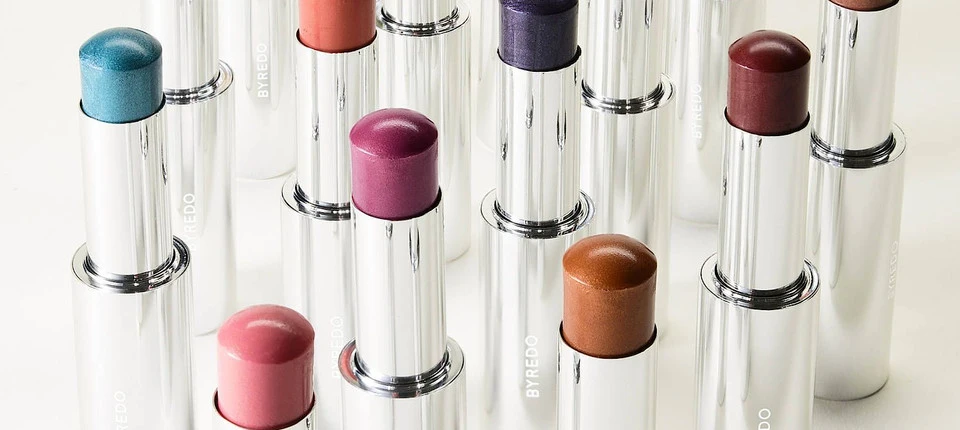 Mit Make-up den Schönheitsbegriff erweitern