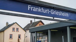 Großer Polizeieinsatz nach Schuss in Frankfurt-Griesheim