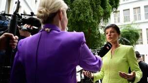 Wagenknecht-Verein erhielt zahlreiche Spenden aus dem Ausland