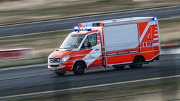 Dachstuhlbrand brennt aus – Duo überfällt Juweliergeschäft