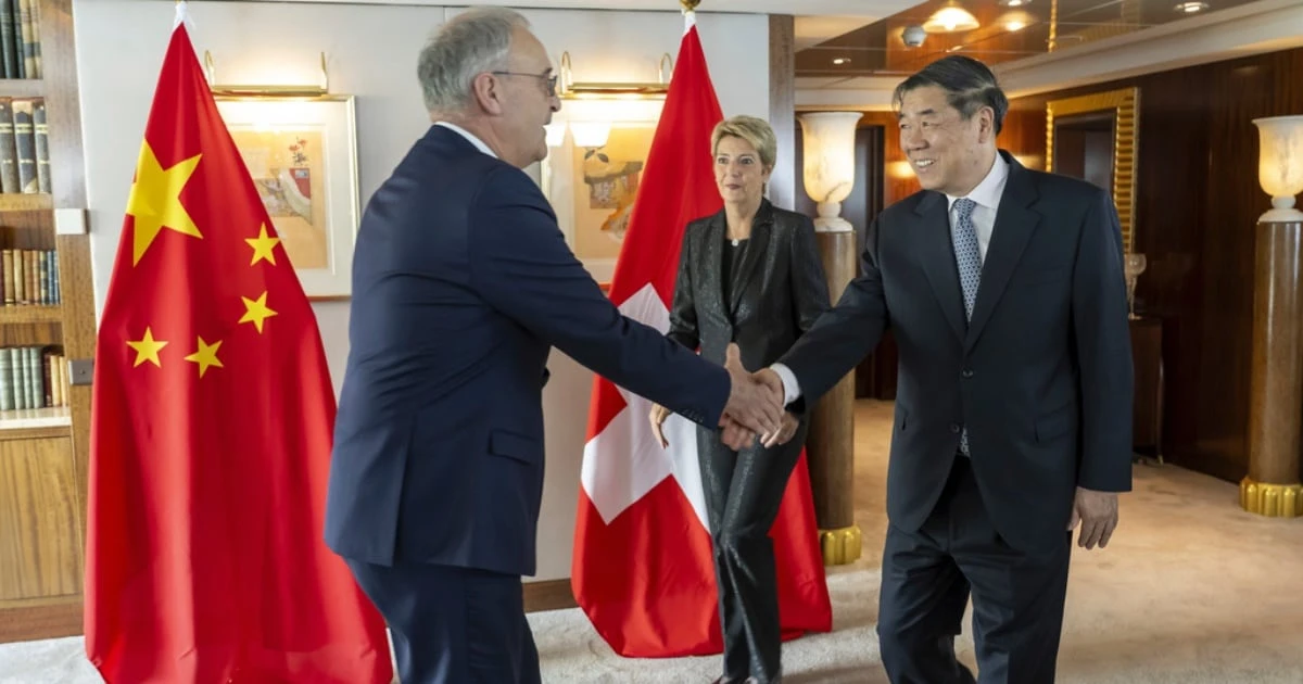 EU y China concluyen primer día de negociaciones por aranceles tras reunión de 10 horas: ¿Qué se dijo?