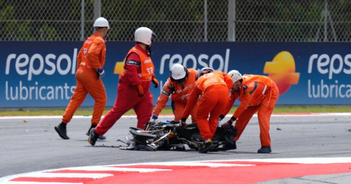 Una Ducati en pedazos y pilotos hospitalizados: Así fue el terrorífico accidente del GP de Cataluña de MotoGP 