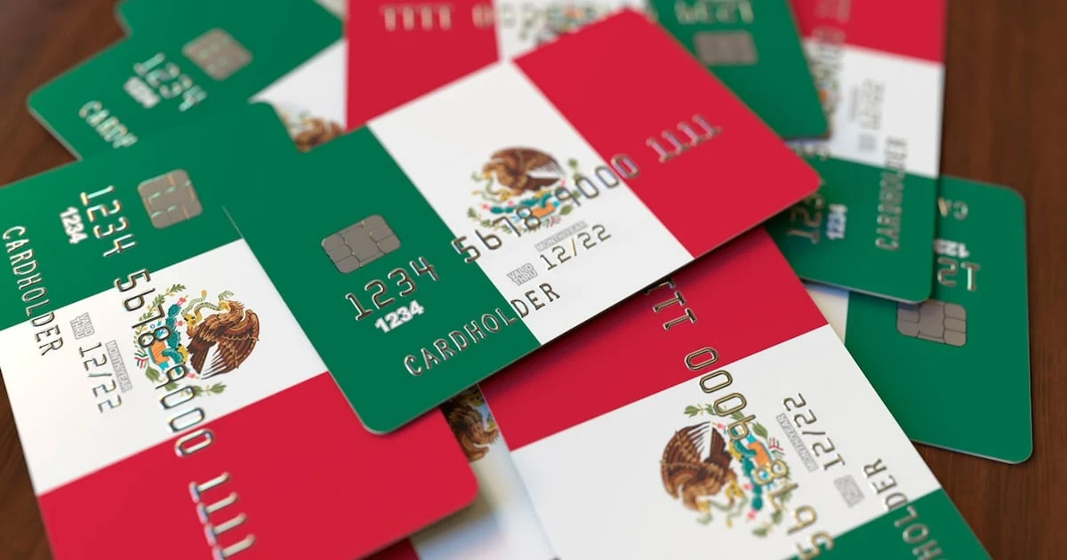 Para que saques más tarjetas... CNBV tiene pendientes 7 solicitudes de nuevos bancos 
