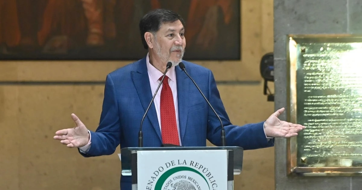 ‘Hasta traje me puse’: Noroña ironiza sobre austeridad y advierte sobre ‘el ascenso del fascismo’