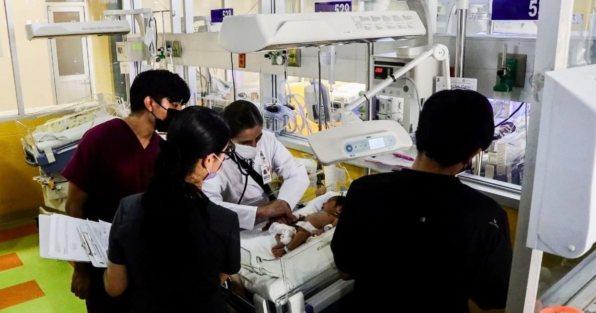 Escasez mundial de vacuna para recién nacidos: ¿Qué sabemos y cómo afecta a los bebés mexicanos?