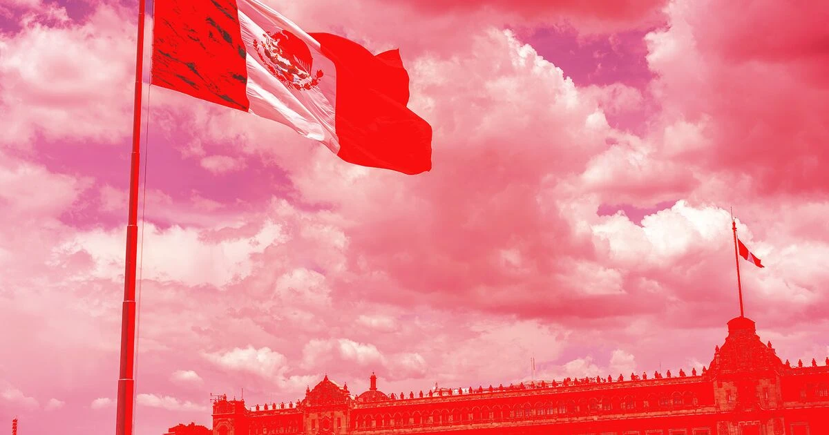 BBVA previene a Sheinbaum: Sin reforma fiscal, México perderá grado de inversión en 2027