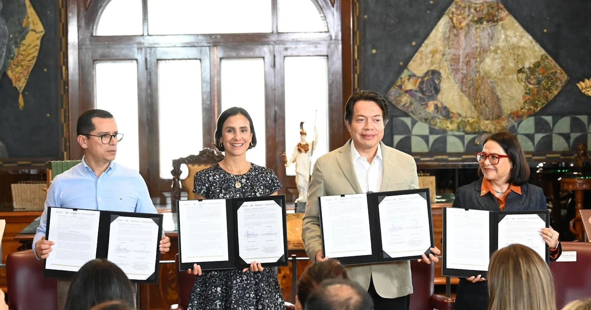 Firman SEP, Energía y CFE convenio para llevar internet gratuito a todos las tele-escuelas del país