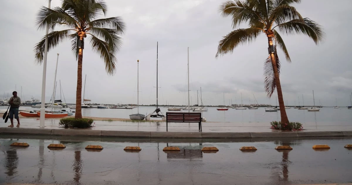 Ciclón Patricia amenaza el sur de México: ¿Qué estados tendrán lluvias fuertes y se convertirá en huracán?