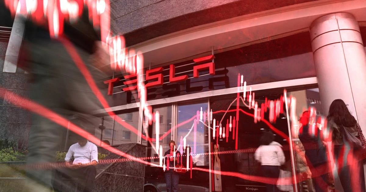 Pelea de Trump y Musk tira otra vez acciones de Tesla: Caen hasta 6% este martes