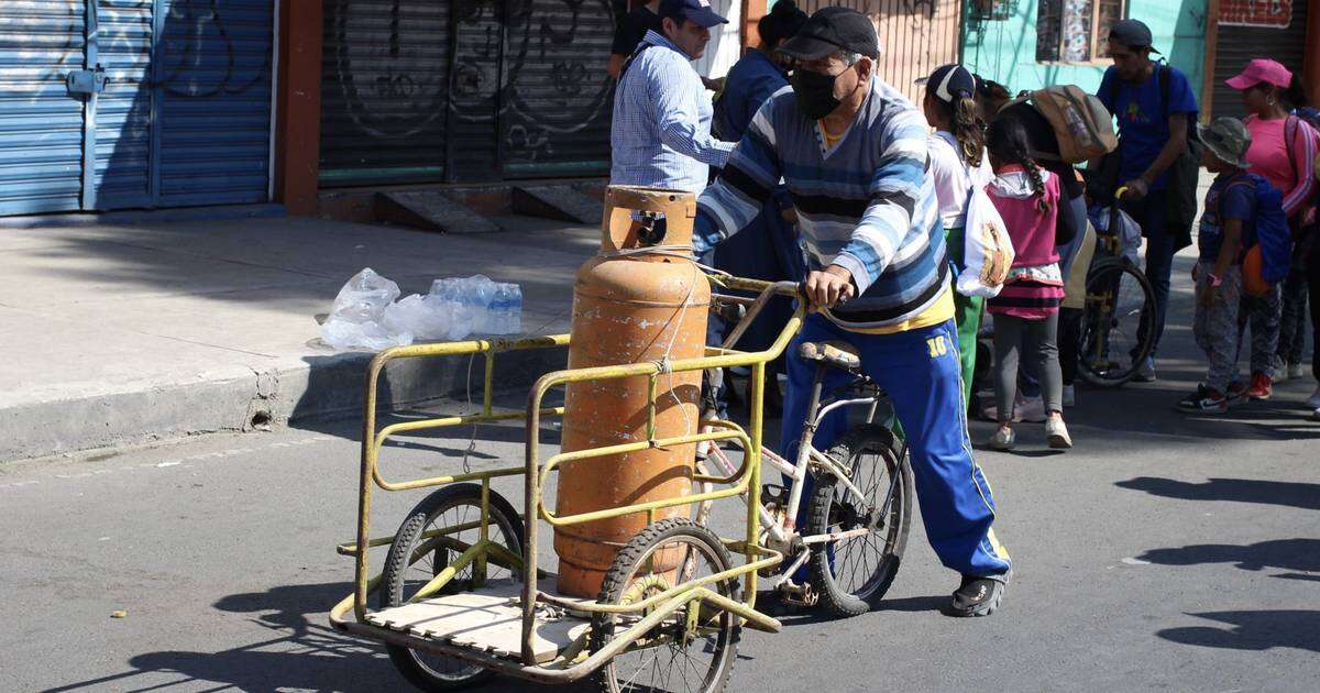 ¿Subirán los precios del gas? Así te afectará la regulación que impide el intercambio de tanques