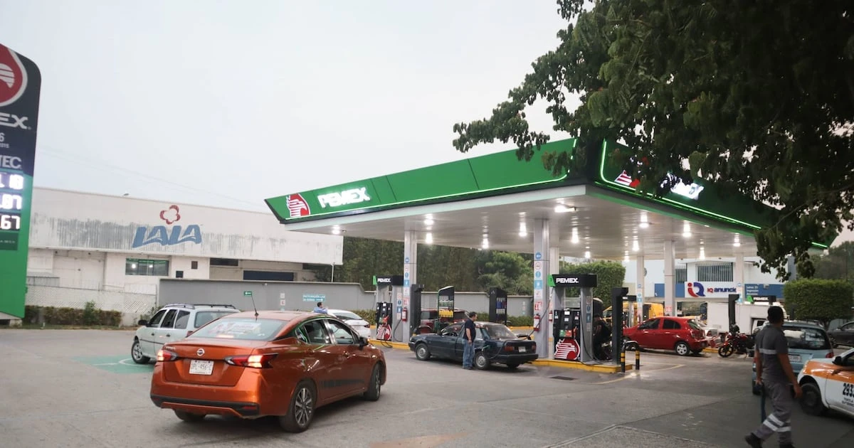 Hacienda mantiene, por novena semana, sin estímulos a las gasolinas: ¿Cómo quedan la Magna y Premium?