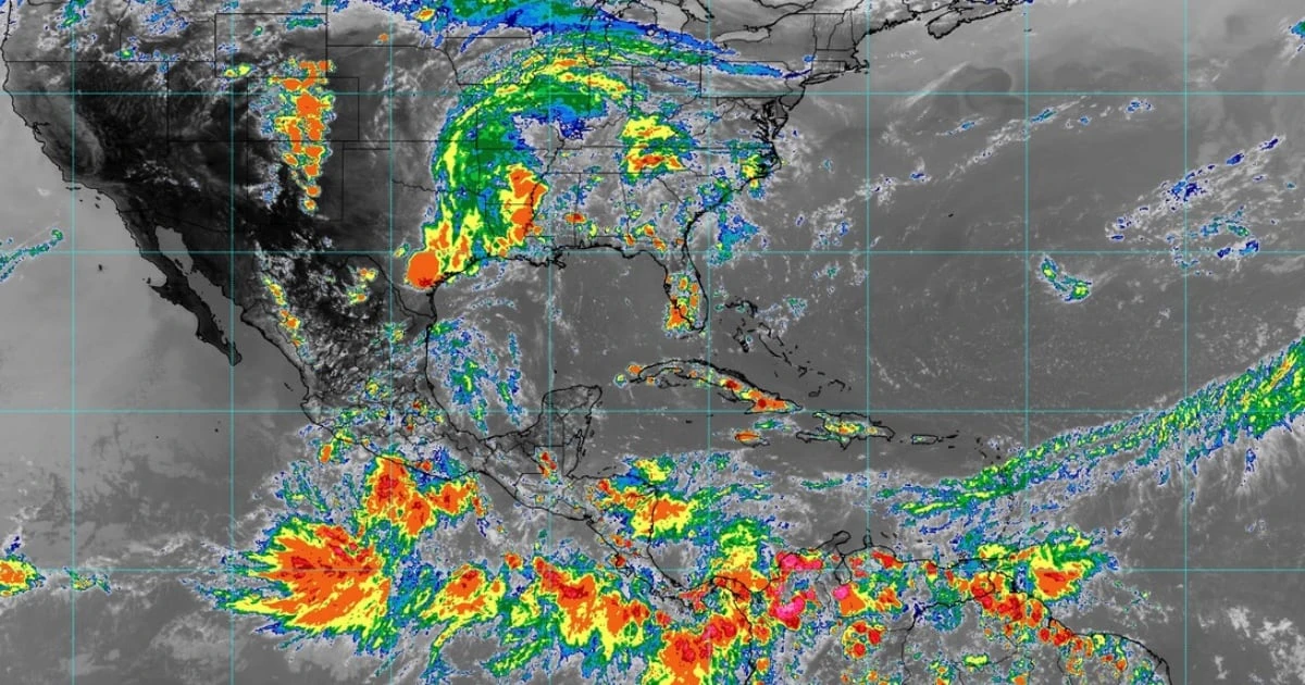 ¿Viene otro huracán? Se forma potencial ciclón tropical Cuatro-E en las costas de Oaxaca  y Guerrero