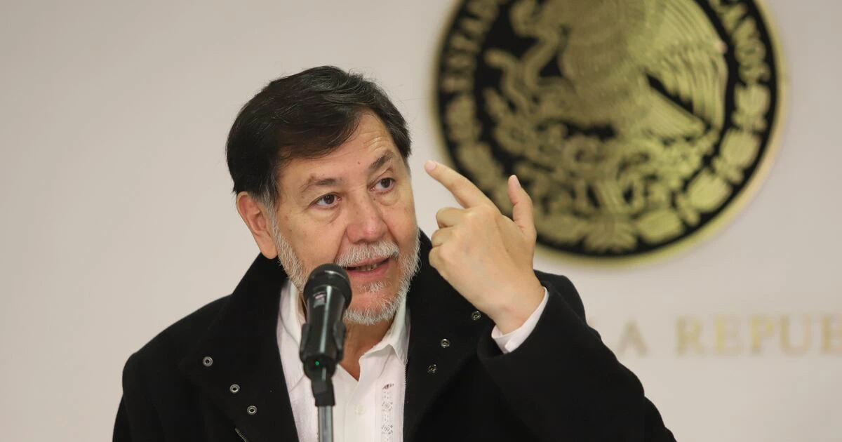 Fernández Noroña ‘frena’ discurso de legisladores del PAN y MC sobre el caso de Hernán Bermúdez