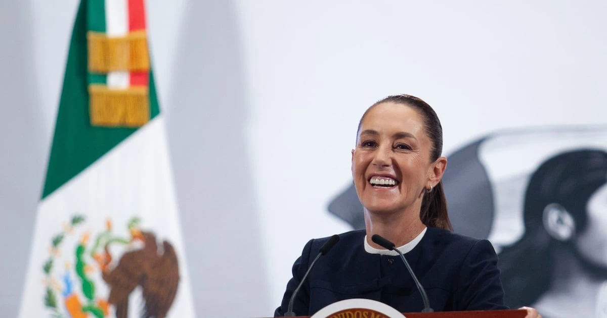 Sheinbaum anuncia 10% de aumento de salario para maestros: ‘Ojalá pudiéramos hacer más’