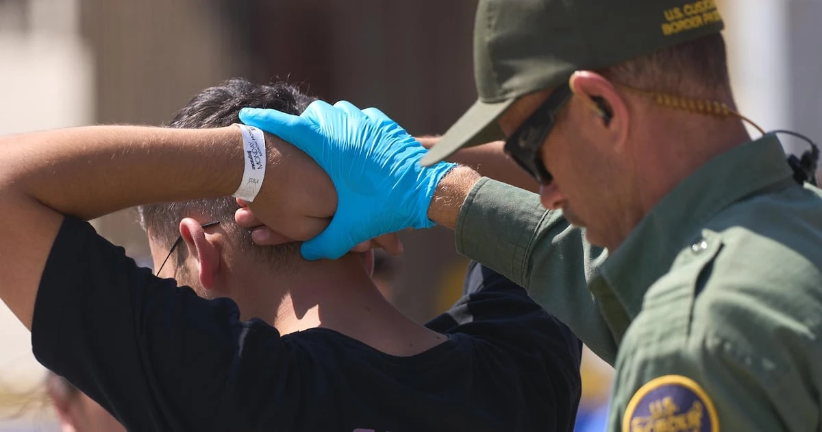 Al menos 10 mexicanos han muerto en redadas migrantes o bajo custodia del ICE: SRE