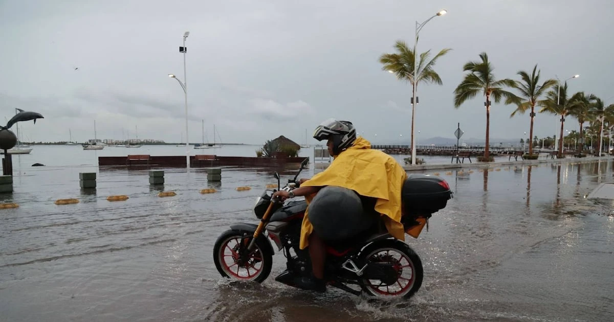 Lluvias intensas, granizo y descargas eléctricas: La temporada de huracanes afectará al sur de México  