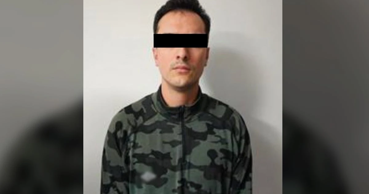 Detienen a Walter ‘N’, proveedor de armas del CJNG: Eran del Ejército y las vendía en una app