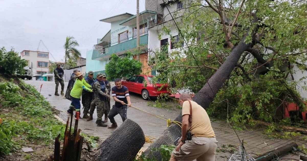 Después de ‘Erick’, ¿qué? Conagua vigila nueva zona de baja presión frente a Oaxaca