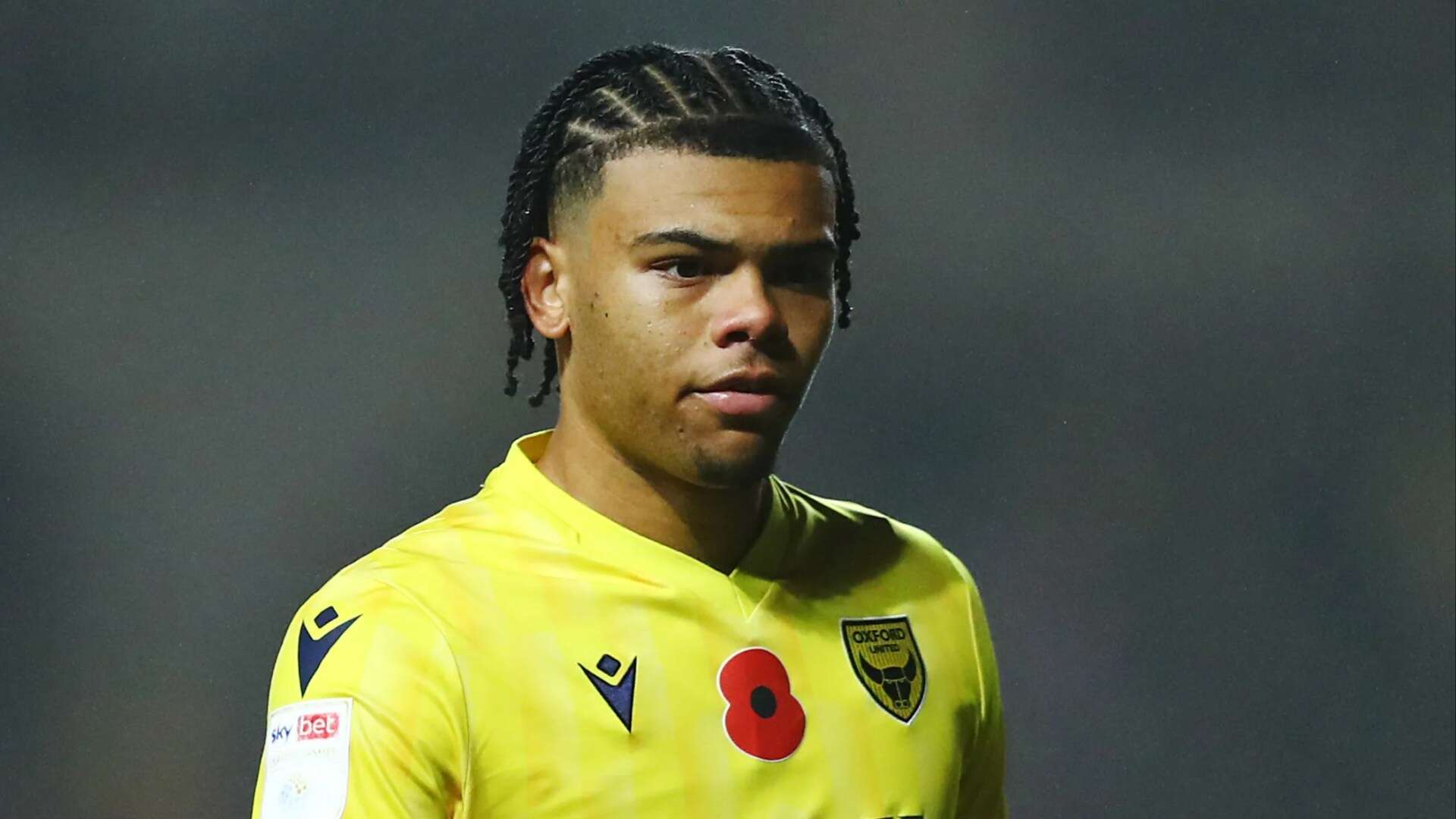 Tottenham recall club's youngest ever debutant from Championship loan