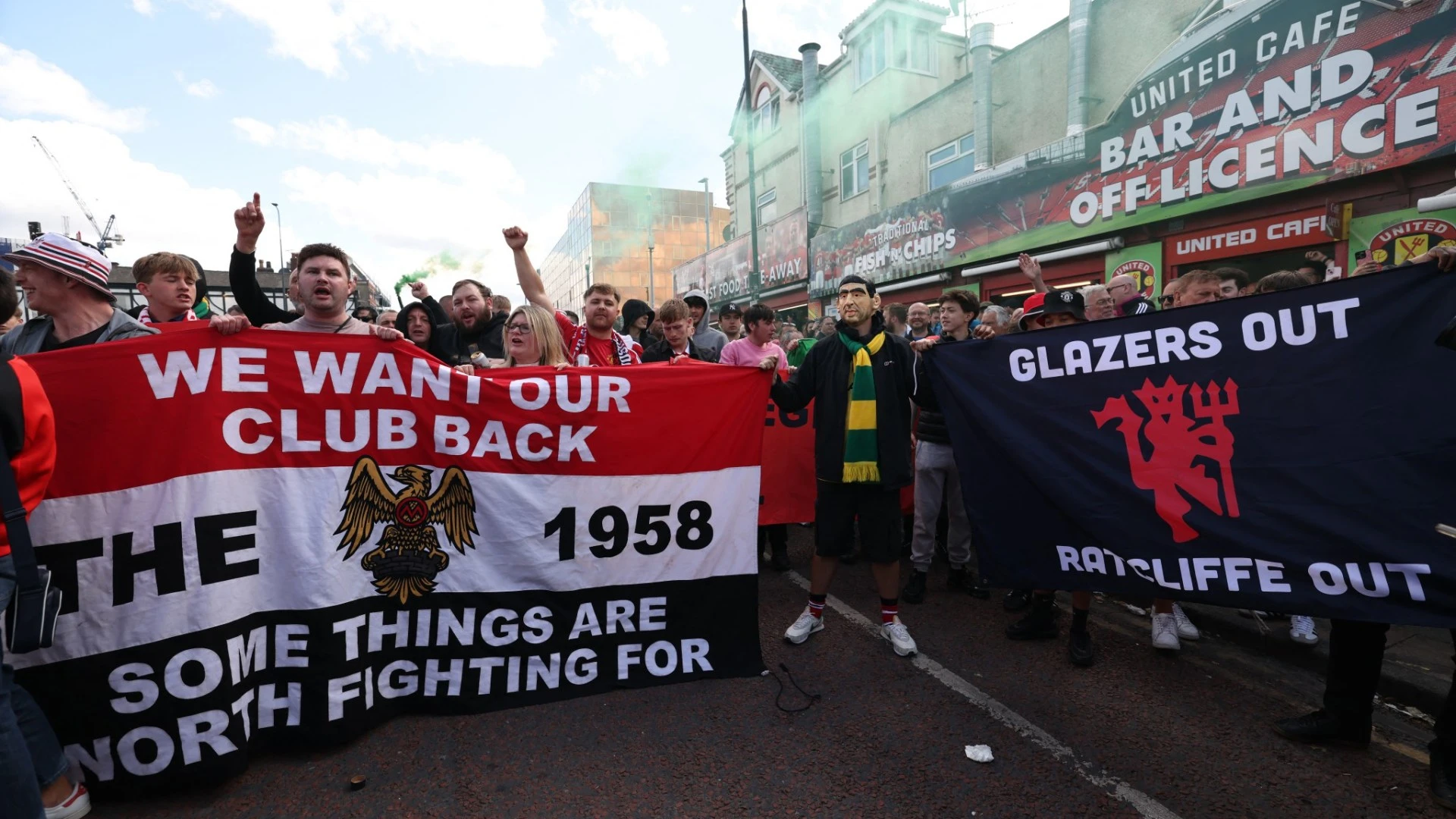 Man Utd fans CANCEL Sir Jim Ratcliffe protest due to split in opinion