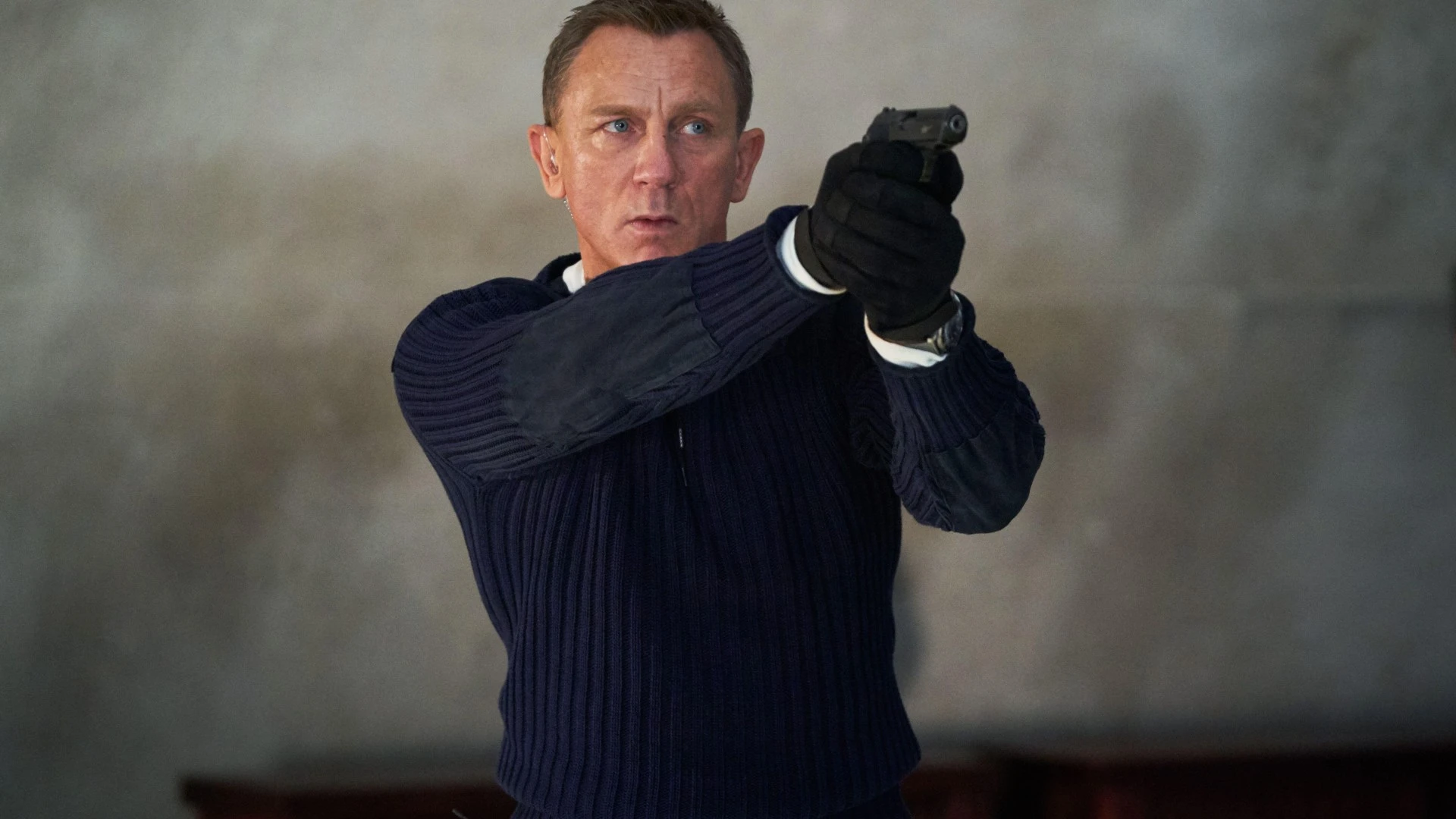 Huge Brit star emerges as James Bond frontrunner in race to crown 007