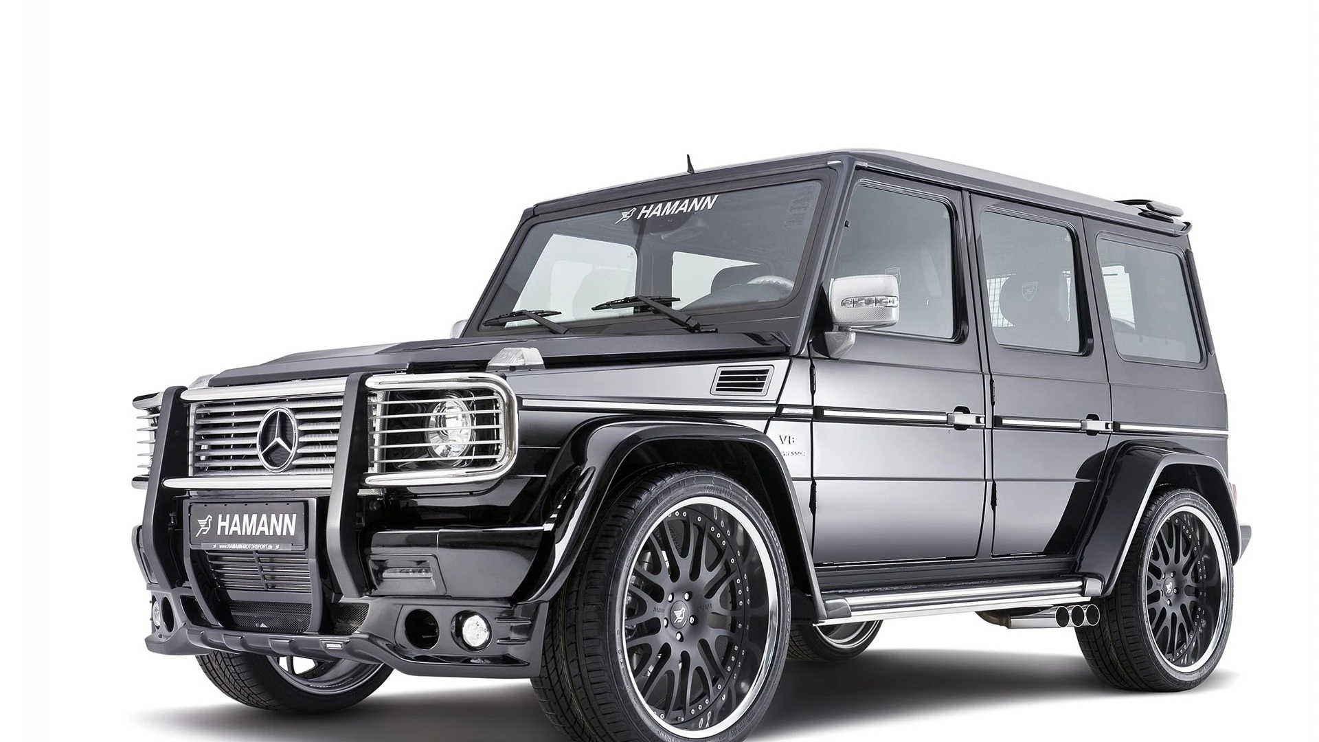 Major car brand revives 80s icon with sliding sunroof & 12-inch touchscreens