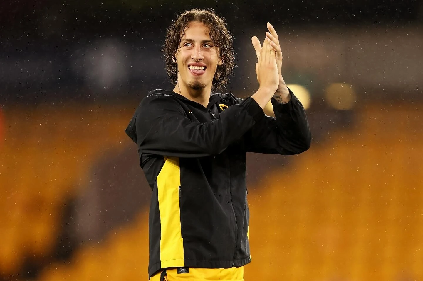 Eagle-eyed fans spot two Prem stars sharing identical transfer farewell messages