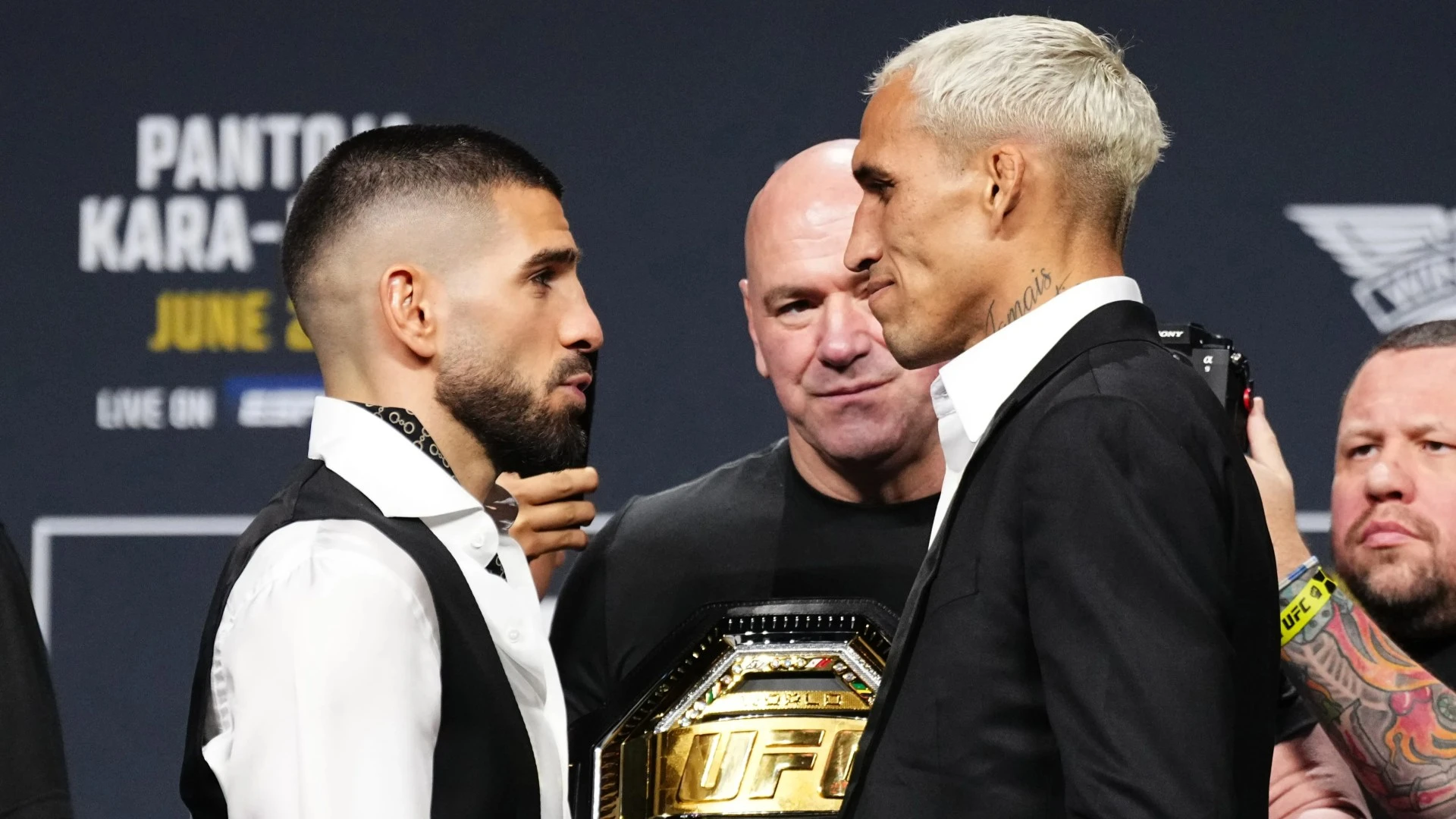 Latest from huge card featuring Topuria vs Oliveira for vacant lightweight title