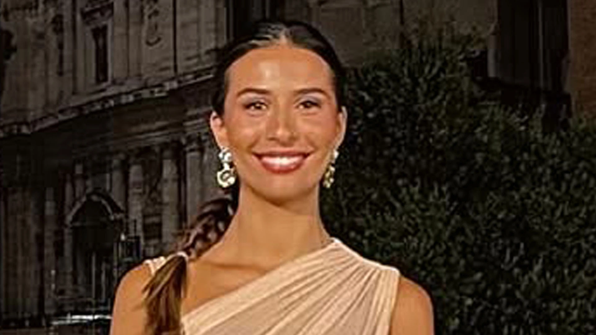 Erling Haaland girlfriend leaves England Wag stunned with 'incredible' outfit