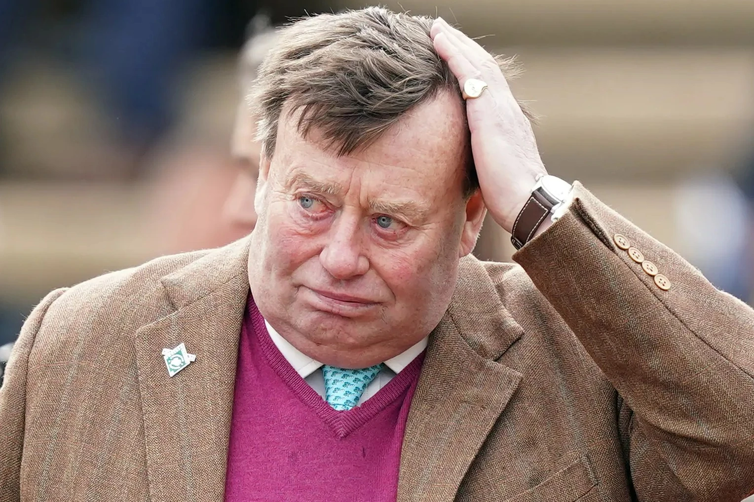 Fresh blow as Nicky Henderson pulls Constitution Hill from £650,000 race