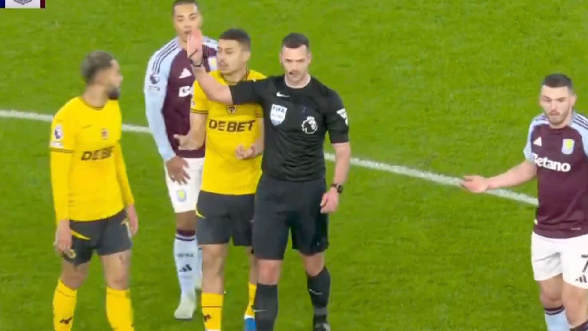 Premier League clash descends into farce as VAR asks ref to count players