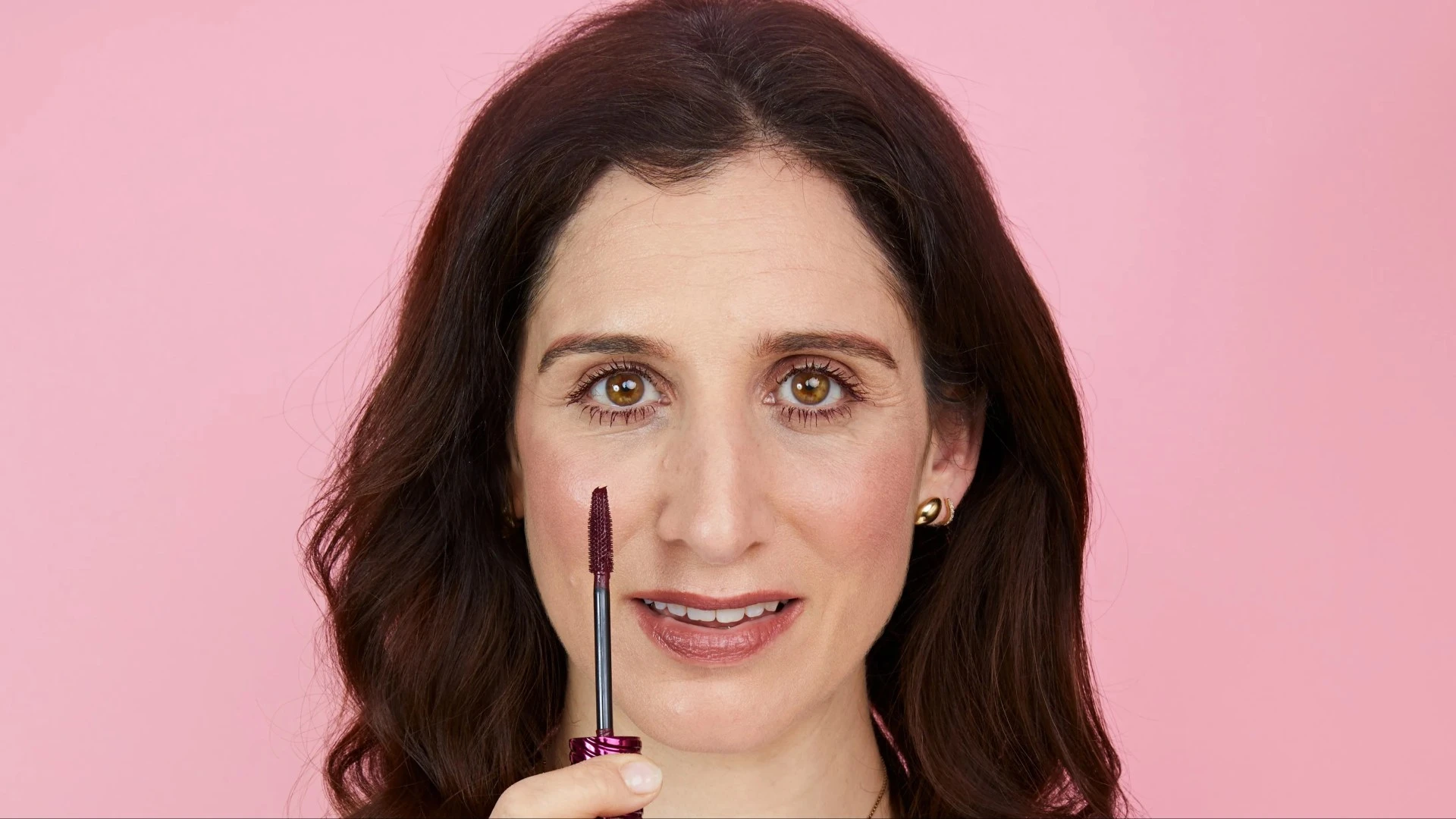 Can coloured mascara take years off you? The shades, tips and tricks you need