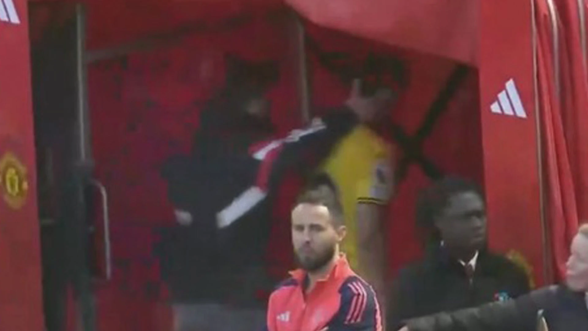 Man Utd fans spot Ruben Amorim 'tapping up' Wolves star in dismal home defeat