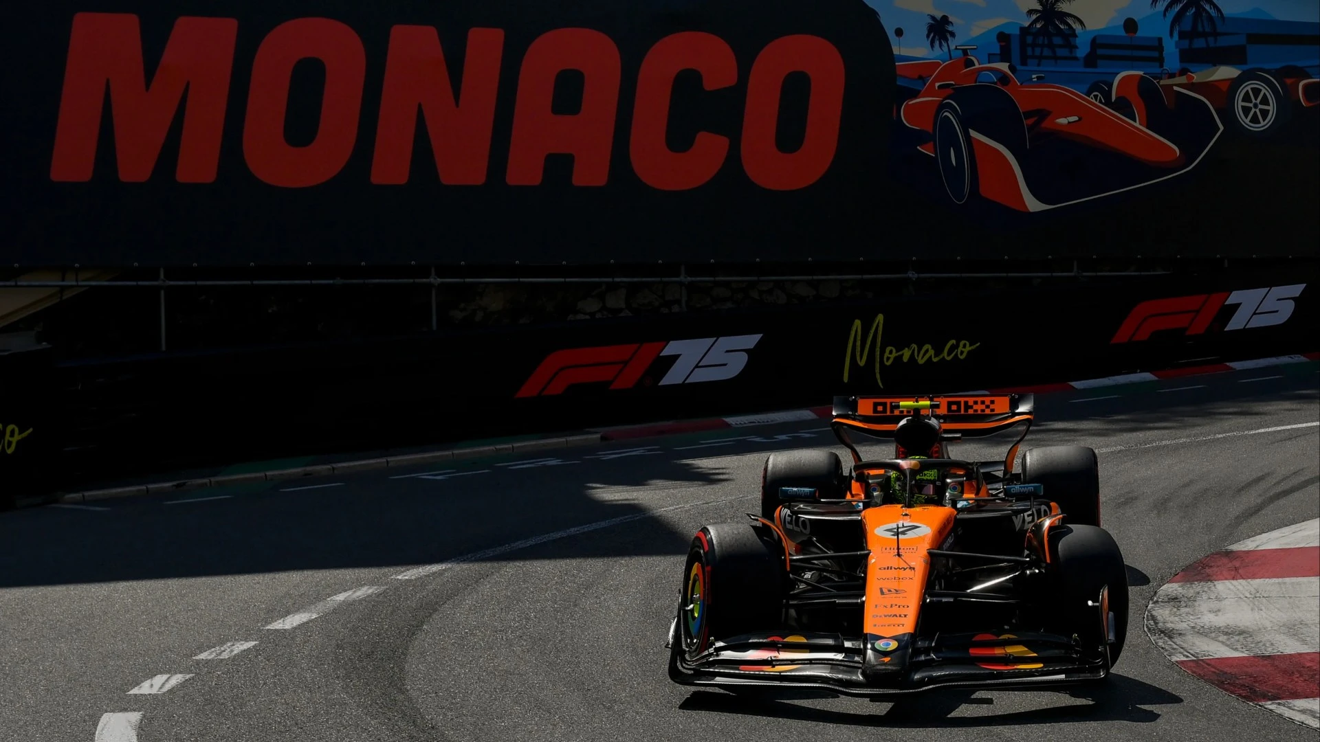 Lando Norris on pole while Lewis Hamilton starts in seventh after penalty