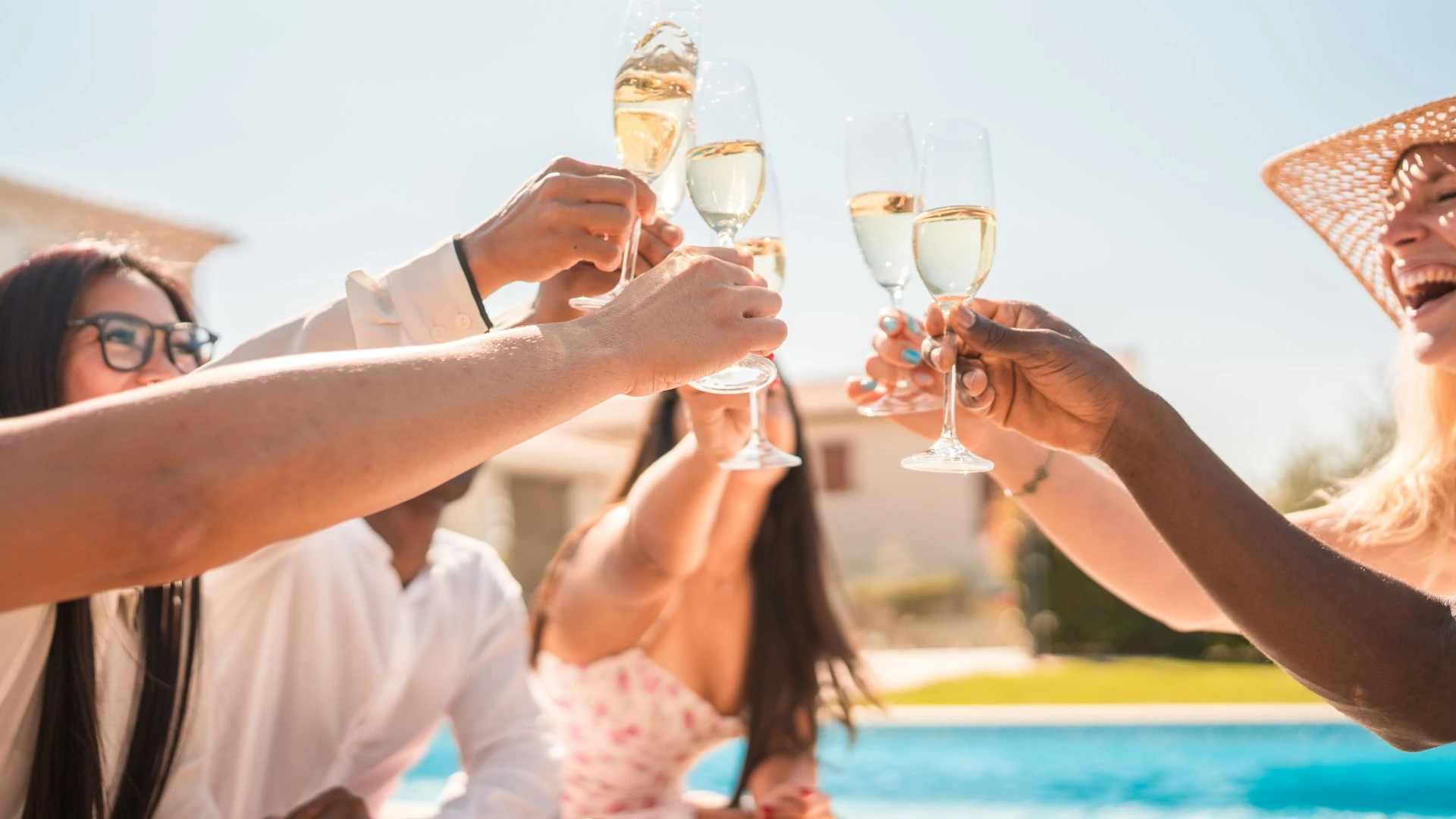 I tested supermarket Champagne under £20 – Aldi winner beat Sainsbury’s by £5