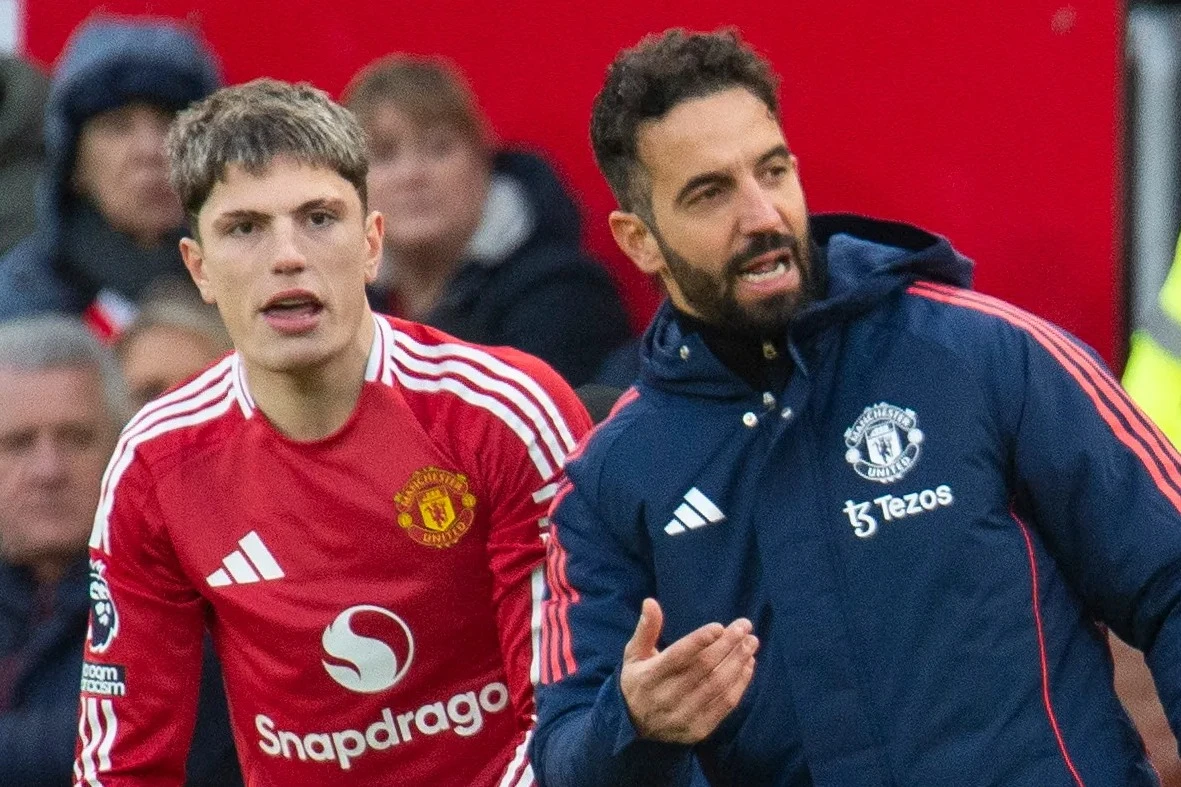 Man Utd ‘ready to slash asking price for bomb squad' with Garnacho now just £40m