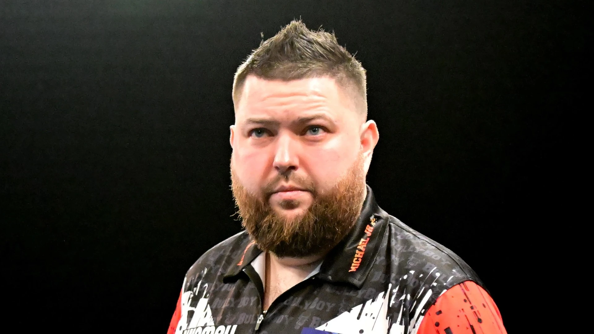 Former world darts champion Michael Smith fears he needs major surgery