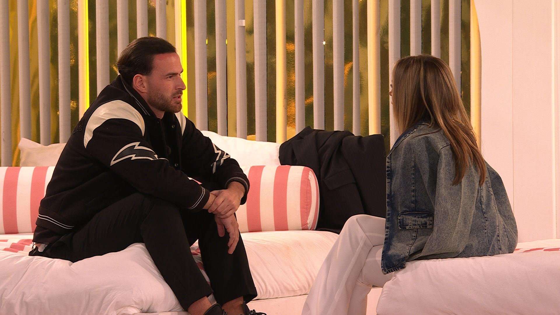 Watch the tense moment Elma clashes with Ronnie over secret snog with Kaz