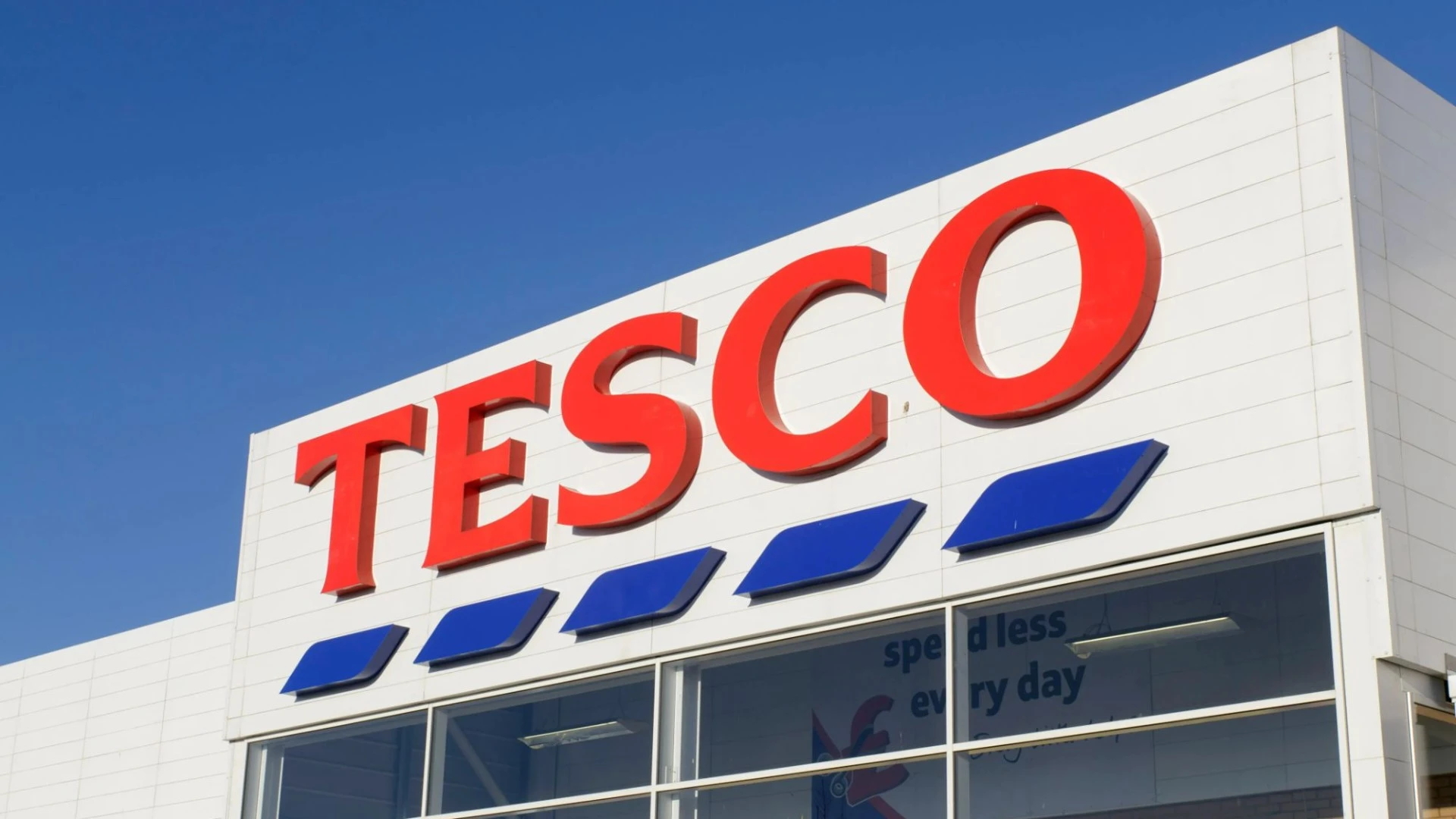 Fashion fans spot cheap beach co-ord in Tesco F&F & they're a summer must-have