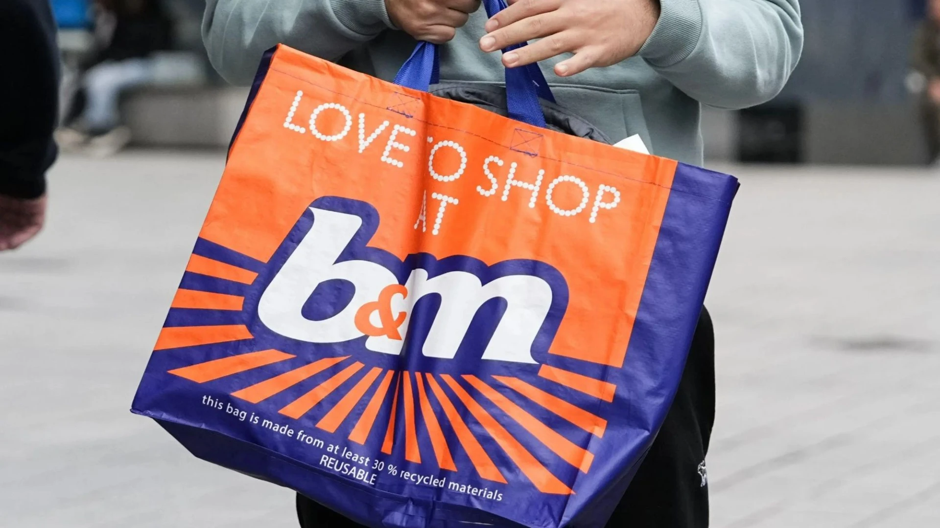 Say goodbye to spiders and flies this spring thanks to a 'genius' £3 buy from B&M