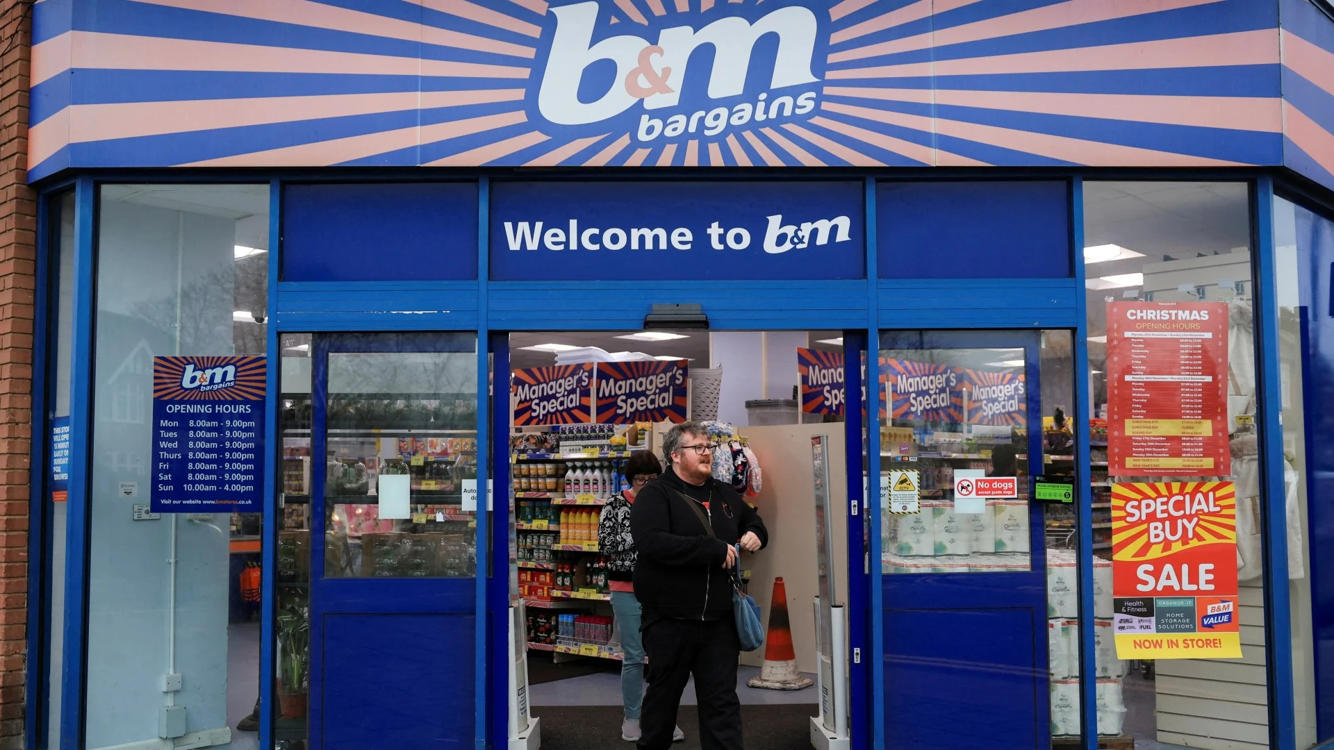 B&M's £4 male fragrance is a near-perfect dupe & £100 cheaper than designer brand