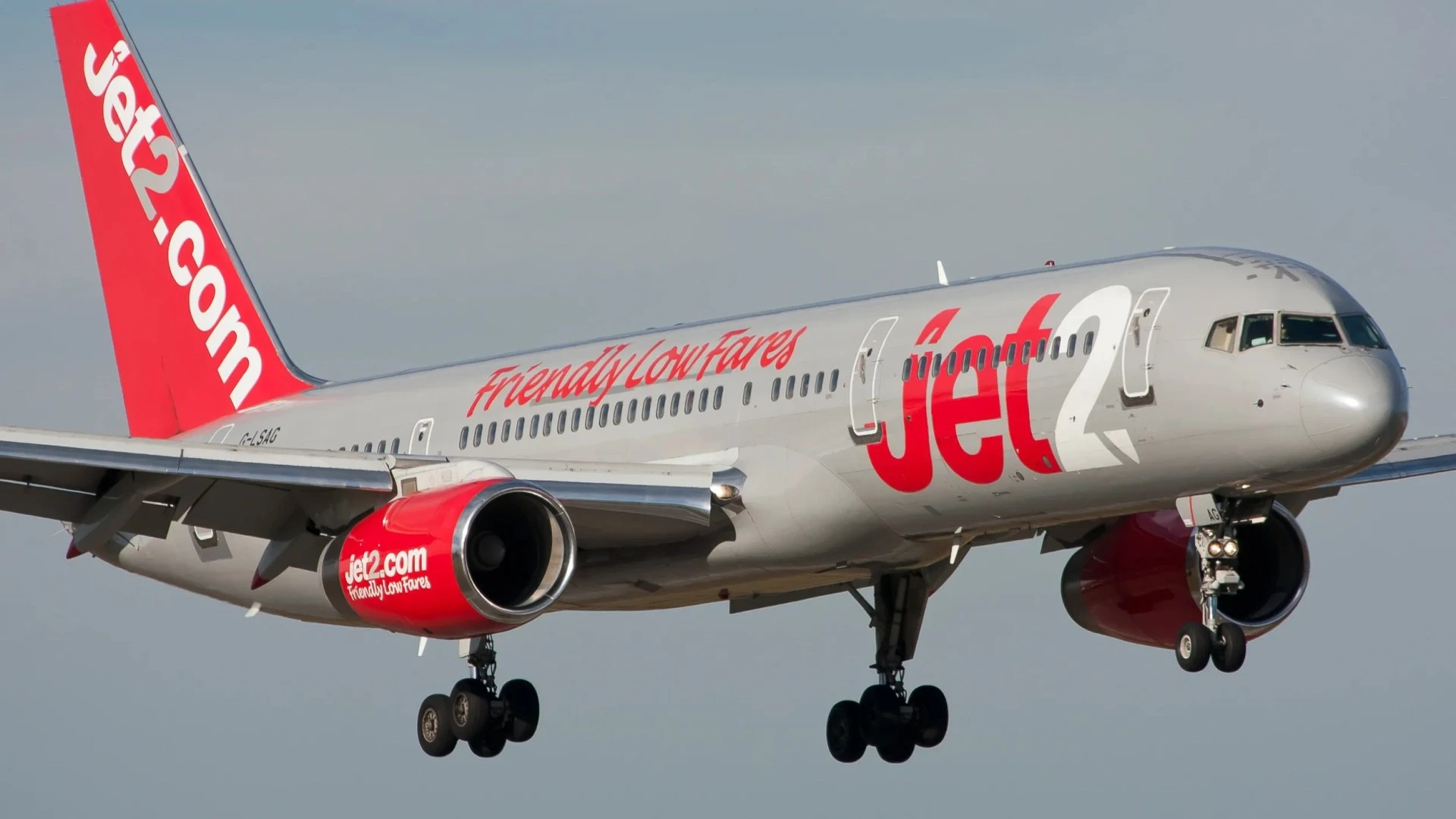 People are only just realising who does the voice over for viral Jet2 advert
