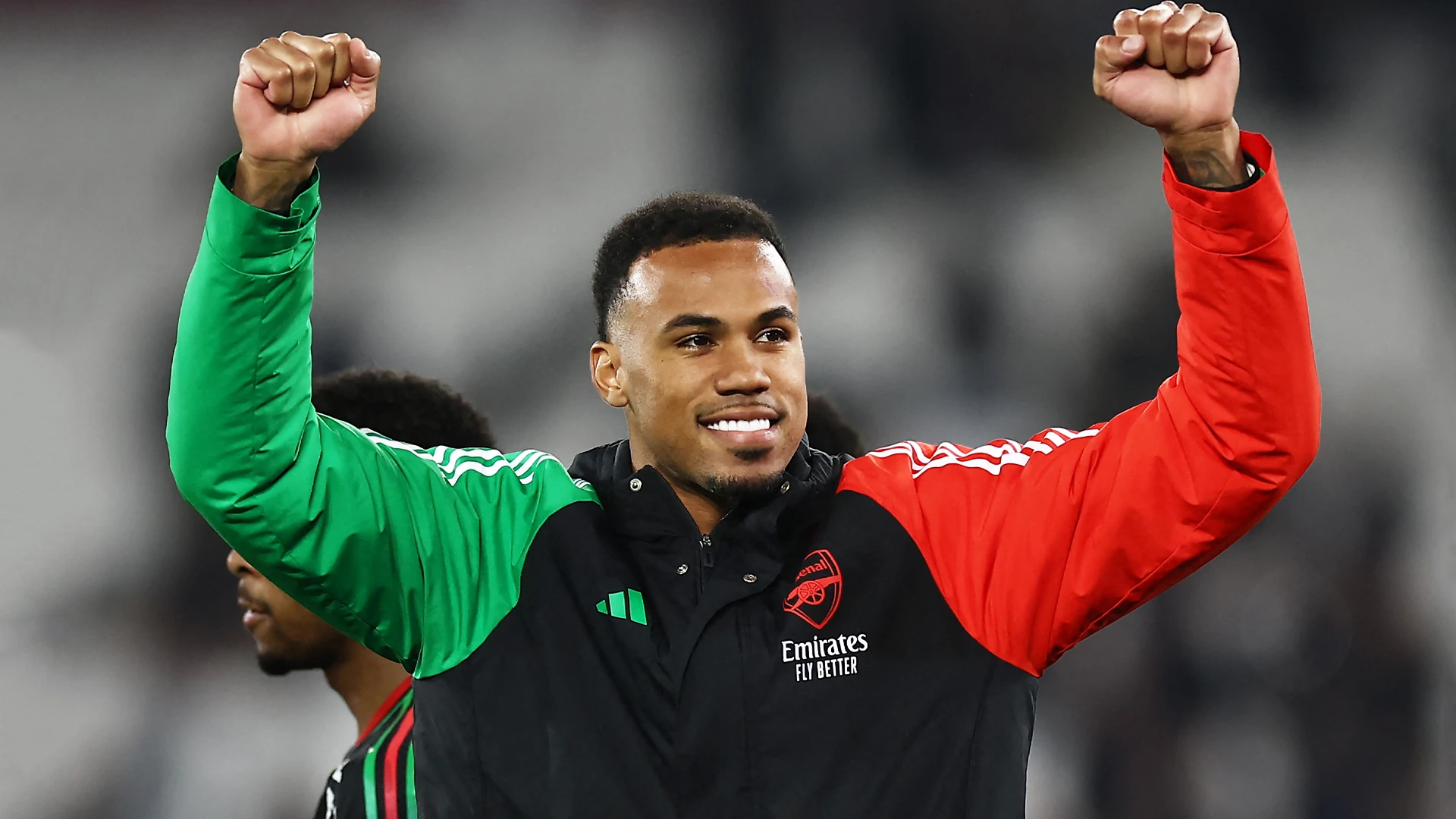 Arsenal star Gabriel signs new contract in huge boost to title hopes