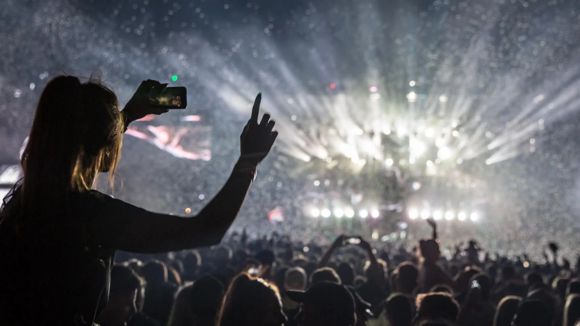 Grammy-nominated singer axes entire tour after he ‘didn’t sell enough tickets’