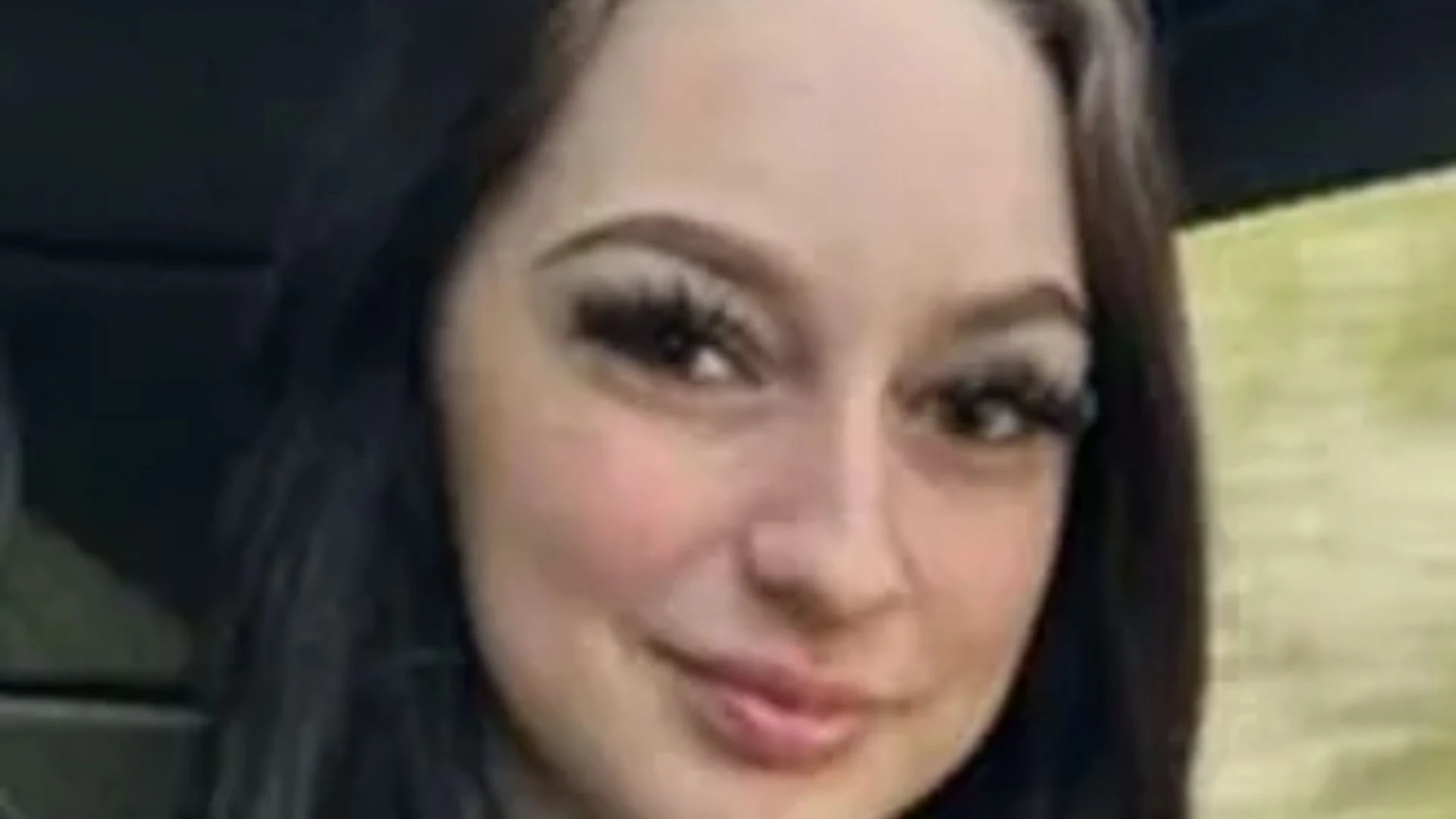 Girl, 15, vanishes after travelling to London & visiting iconic landmarks
