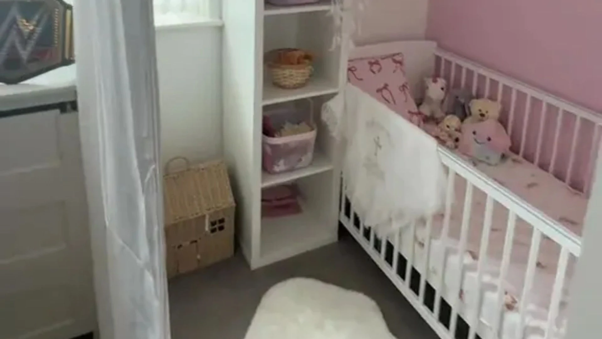 I have 3 kids in 1 room so split it with a £9 Ikea buy that's easier than a wall