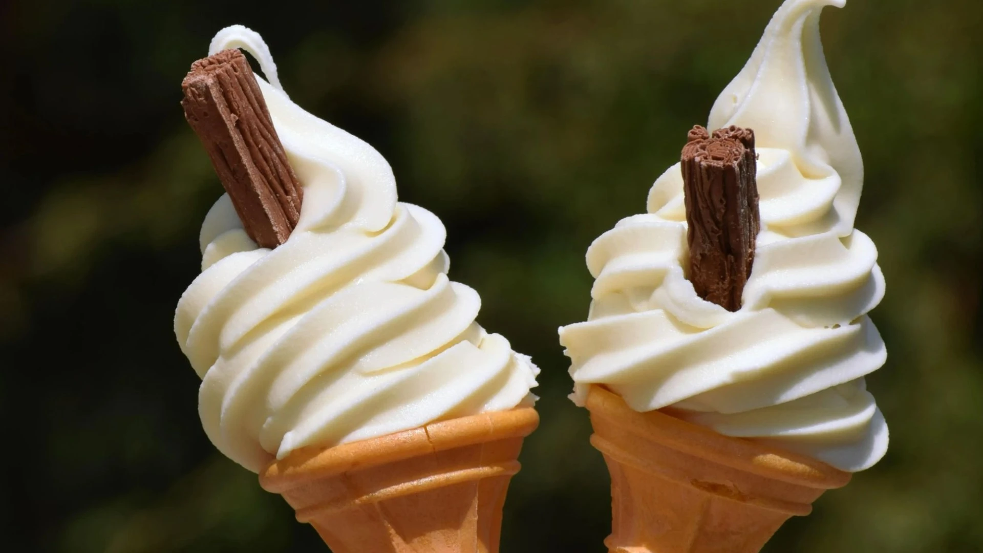 People are realising the reason ice creams with flakes are called 99s